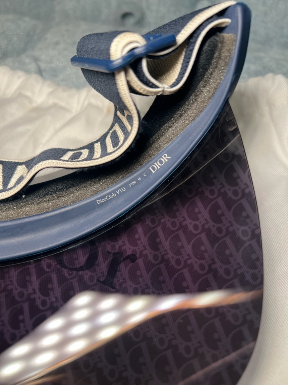 Dior UNISEX DiorClub V1U DiorOblique Visor - Picture 10 of 12